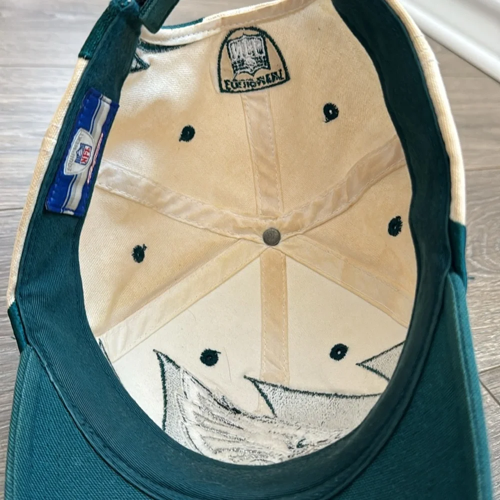 Vintage Philadelphia Eagles Reebok Hat